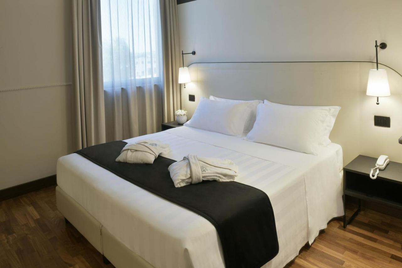 פוטנצה פיצ'נה Hotel Torresi מראה חיצוני תמונה